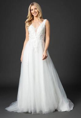 Style 6557 Nina Canacci White Size 6 A-line Dress on Queenly