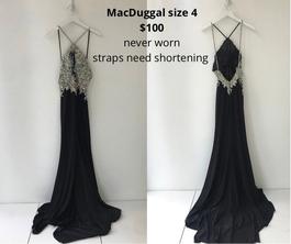 Mac Duggal Black Size 4 Floor Length Mermaid Dress on Queenly