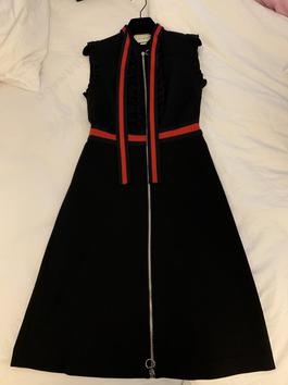 Gucci Black Size 4 Midi Homecoming Interview Cocktail Dress on Queenly