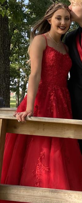 Sherri Hill Red Size 8 Embroidery Prom Train Dress on Queenly