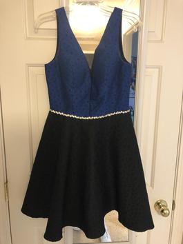 Tony Bowls Blue Size 6 Party Midi Cocktail Dress on Queenly