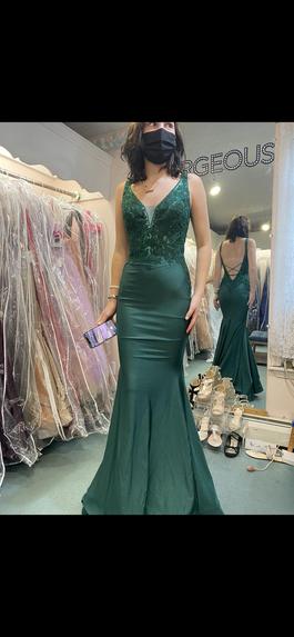 Ellie Wilde Green Size 2 Fitted Corset Cut Out Mermaid Dress on Queenly