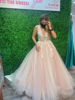 Jovani Pink Size 4 Embroidery Prom Ball gown on Queenly