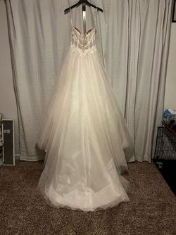 Maggie Sottero White Size 6 Corset Strapless Lace Ball gown on Queenly