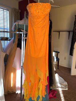 Orange Size 8 Straight Dress on Queenly