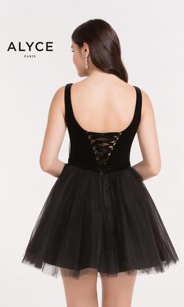 Style 2639 Alyce Paris Black Size 20 Tulle Cocktail Dress on Queenly