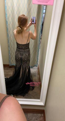 Size 6 Black Size 4 Train Floor Length Mermaid Dress on Queenly