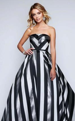 Style 1457 Nina Black Size 18 Floor Length A-line Dress on Queenly