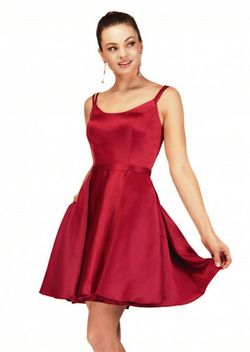 Style 94050 Lucci Lu Red Size 20 Burgundy Cocktail Dress on Queenly