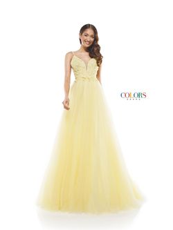 Style Jenna Yellow Size 8 Ball gown on Queenly