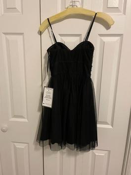 Trixxi Black Size 0 Midi Cocktail A-line Dress on Queenly