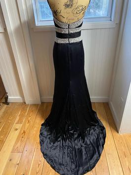 Scala by Ashley Lauren Black Size 8 Floor Length Sequin A-line Dress on Queenly