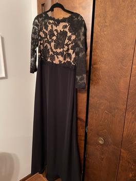 Tadashi Black Size 12 50 Off Plus Size A-line Dress on Queenly