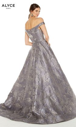 Alyce Paris Silver Size 20 Floor Length $300 50 Off V Neck Ball gown on Queenly