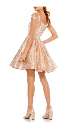 Ieena for Mac Duggal Rose Gold Size 8 Euphoria $300 Cocktail Dress on Queenly