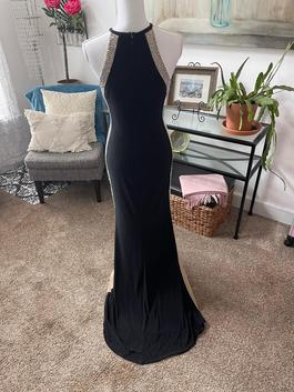 Xscape Black Tie Size 4 Prom Straight Dress on Queenly