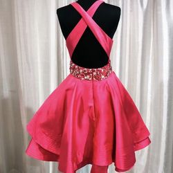 Mac Duggal Pink Size 0 Euphoria Midi Sequined Homecoming $300 Cocktail Dress on Queenly