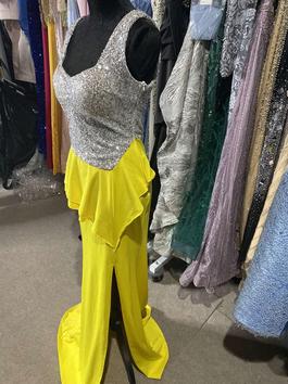 Yellow Size 8 Side slit Dress on Queenly