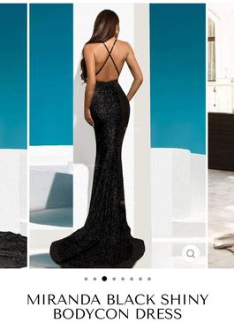Misstook Black Tie Size 2 Prom $300 Side slit Dress on Queenly