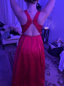 Xtraordinary Red Size 0 Floor Length Prom $300 Train Dress on Queenly