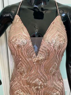 Madison James Rose Gold Size 4 Spaghetti Strap Sequined Jewelled Mermaid Dress on Queenly