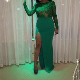 Gabriela Lunna Green Size 12 Plus Size Prom Side slit Dress on Queenly
