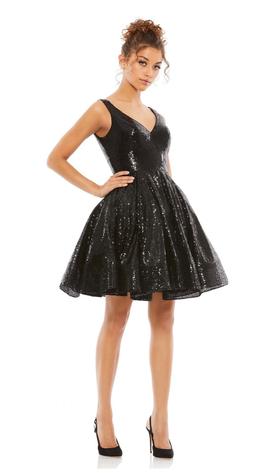 Mac Duggal Black Size 2 Jewelled Euphoria Cocktail Dress on Queenly