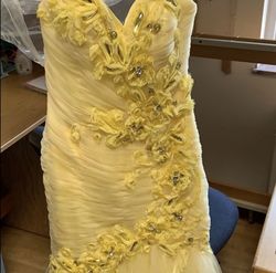 Blush Prom Yellow Size 6 Black Tie Military Floral Mermaid Dress on Queenly