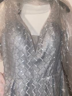 Sparkle Silver Size 8 50 Off Ball gown on Queenly