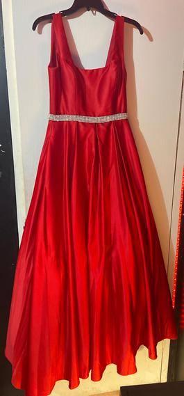 Red Size 0 Ball gown on Queenly