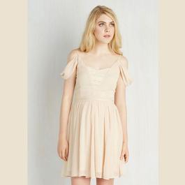 Soieblu for Modcloth Nude Size 2 Summer Sheer Lace Cocktail Dress on Queenly