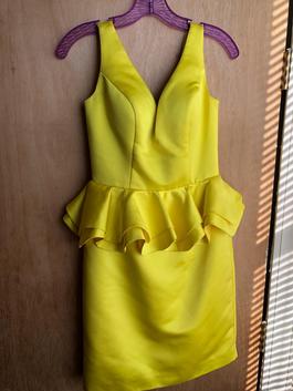 Ashley Lauren Yellow Size 2 Midi $300 Cocktail Dress on Queenly