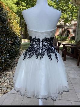 Camille La Vie White Size 8 $300 Bridal Shower Lace Cocktail Dress on Queenly