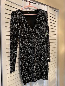 Windsor Black Size 6 Midi $300 Cocktail Dress on Queenly