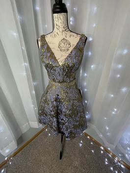 Cheri Mon Gold Size 4 Midi Two Piece $300 Cocktail Dress on Queenly