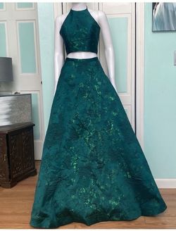 Clarisse Green Size 6 Floor Length Prom Ball gown on Queenly