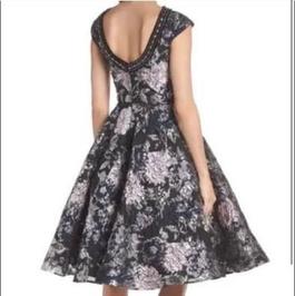 Mac Duggal Multicolor Size 2 Black Tie Floral Print Pattern A-line Dress on Queenly