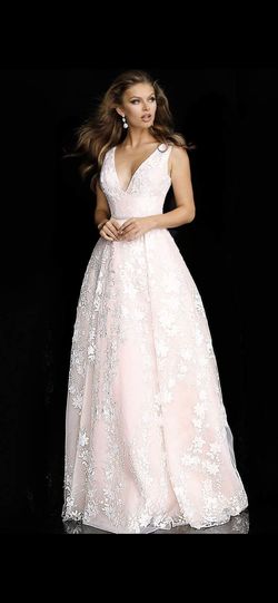 Jovani Pink Size 4 Embroidery V Neck Prom Train Dress on Queenly