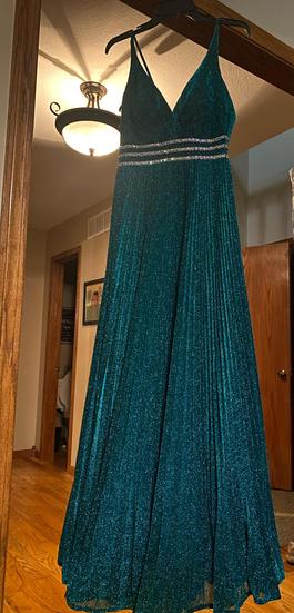 Green Size 8 Straight Dress on Queenly