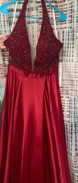 Vienna Red Size 6 Prom $300 Train Dress on Queenly