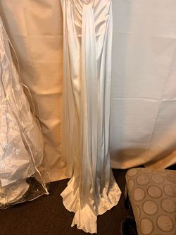 Niki livas White Size 12 Wedding Prom Floor Length Straight Dress on Queenly