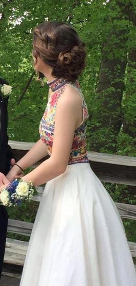 Sherri Hill Multicolor Size 2 Pockets Two Piece $300 Ball gown on Queenly