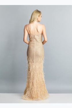 Style OSTRICH FEATHER DRESS Dave and Johnny Nude Size 4 Dave & Johnny Pattern Sequin Jewelled Feathers Mermaid Dress on Queenly