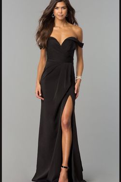 Style 8083 Faviana Black Size 2 Side slit Dress on Queenly