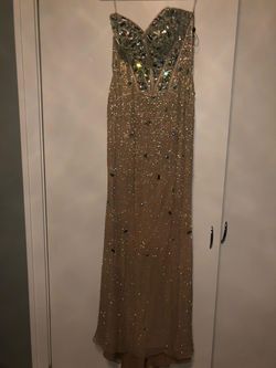 Sherri Hill Nude Size 4 Strapless Mermaid Fully-beaded Straight Dress on Queenly
