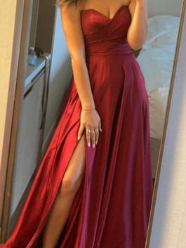 La Femme Red Size 0 $300 Straight Dress on Queenly