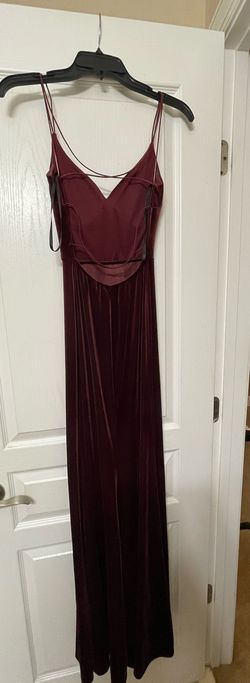Windsor Red Size 00 Black Tie Side Slit Straight Dress on Queenly