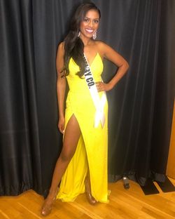 Ashley Lauren Yellow Size 6 Floor Length Side slit Dress on Queenly