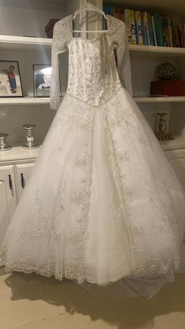 Custom made White Size 10 Floor Length Train Dress on Queenly