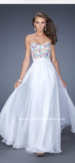 La Femme Multicolor Size 4 70 Off Tulle Lace $300 Straight Dress on Queenly